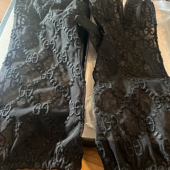 Gucci Black  Gloves with Signature Style - Picture 2 of 3